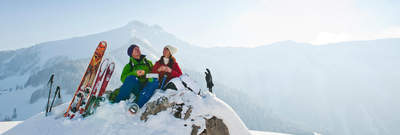 Skitourengeher am Gipfel in der Fuschelseeregion